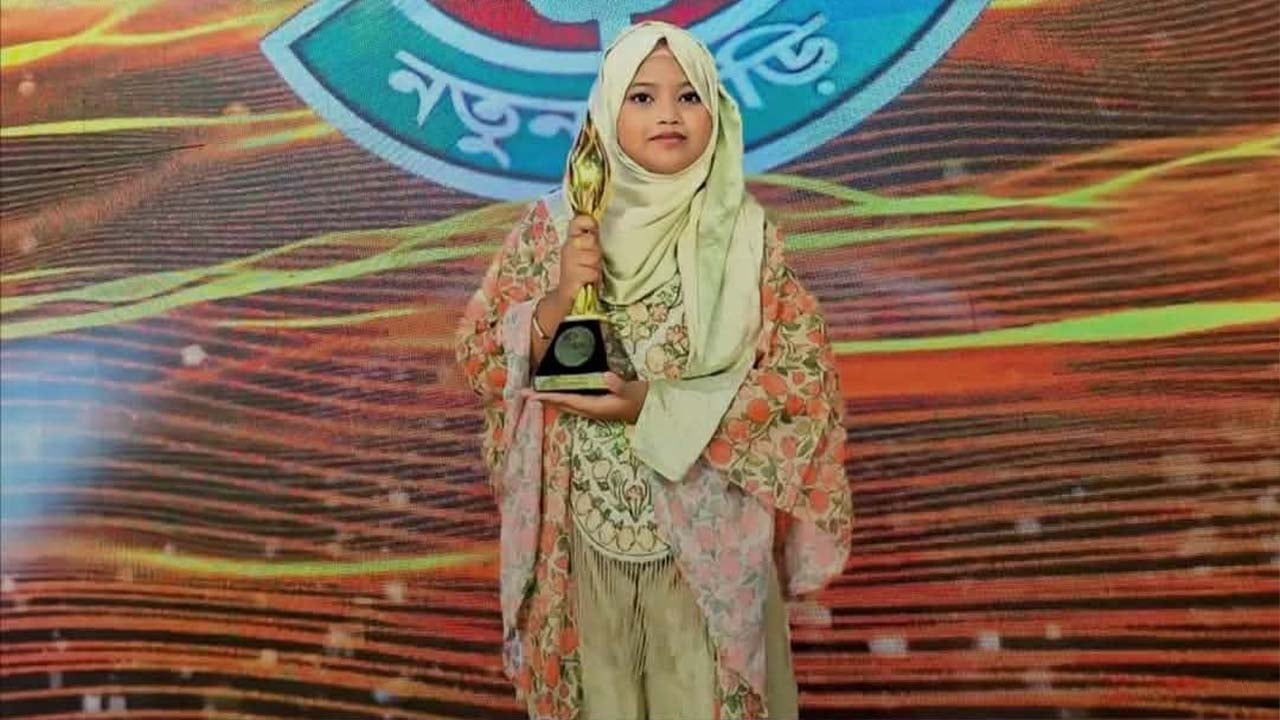 ইসলামী সংগীতাঙ্গনে ইতিহাস: গোল্ডেন প্লে বাটন পেল শিশুশিল্পী সাইফা