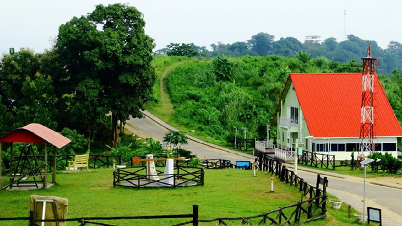 সাজেক পর্যটক শূন্য, ব্যবসায়ীদের কপালে ভাঁজ