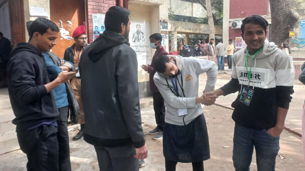 ‘জীবনে কখনো ভোট দিতে পারিনি, এবারই প্রথম দেব’