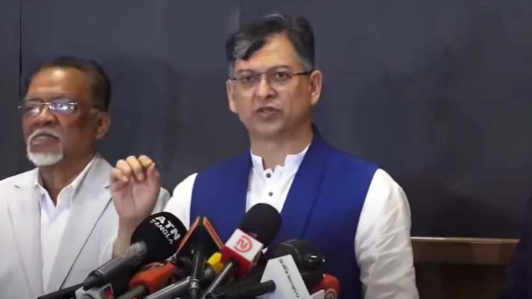 গণপরিষদ ভোট নয়, সংবিধান সংশোধন দরকার: সালাহউদ্দিন আহমেদ