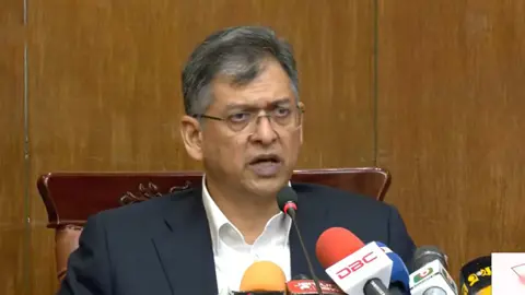 রাজধানীতে ভাঙচুর-লুটপাটে জড়িতদের রাজনৈতিক পরিচয় আমলে নেব না