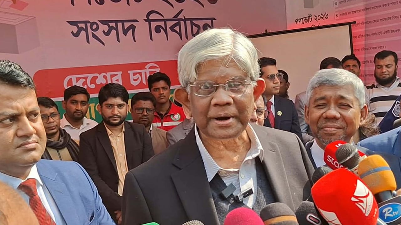 ‘হ্যাঁ’ ভোট দিলে নির্বাচিত জনপ্রতিনিধি জবাবদিহির মাঝে থাকবেন
