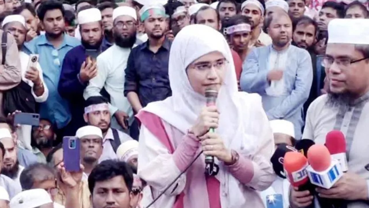 অন্তর্বর্তী সরকার শিক্ষাব্যবস্থার বিপক্ষে দাঁড়িয়েছে: সামান্তা