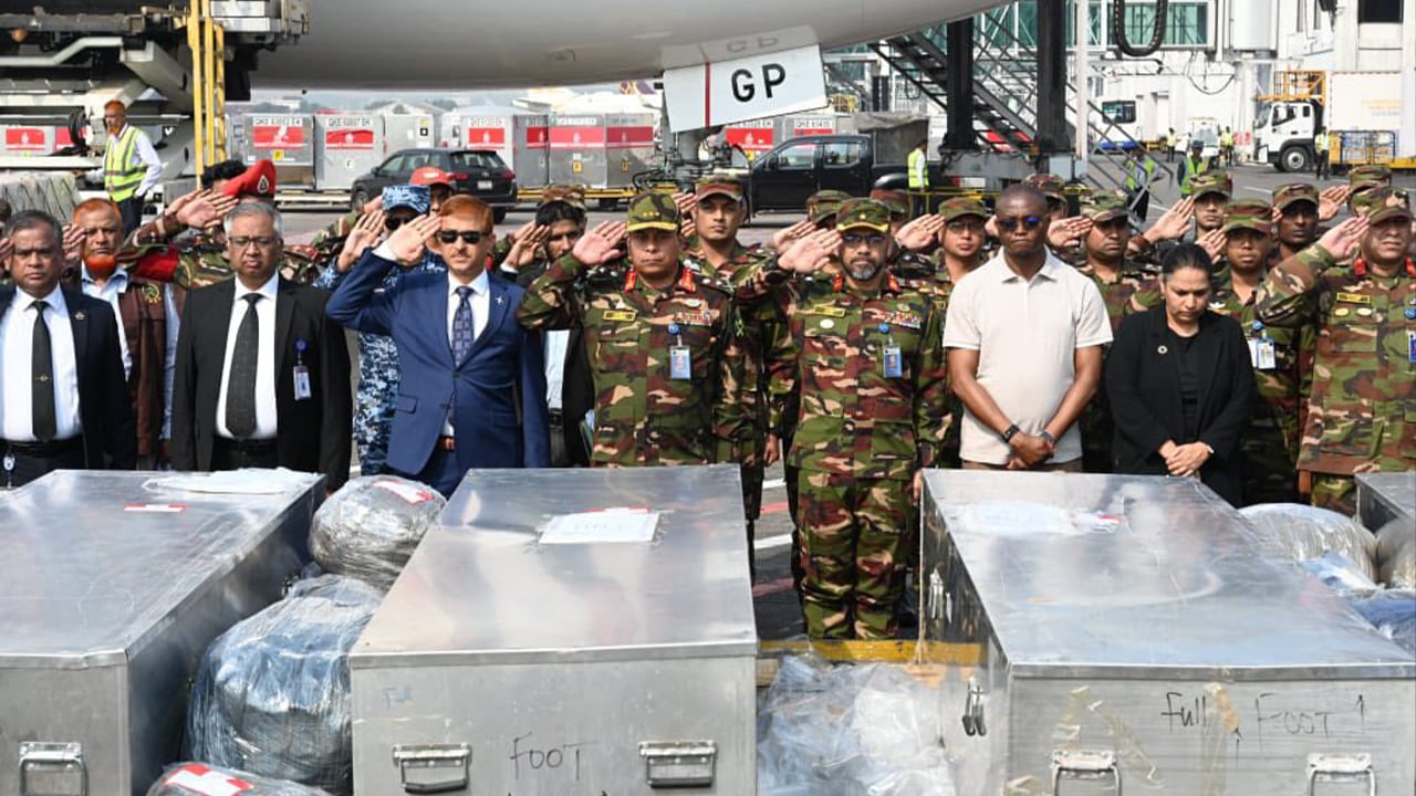 ৬ বাংলাদেশি শান্তিরক্ষীর জানাজা কাল, সামরিক মর্যাদায় দাফন