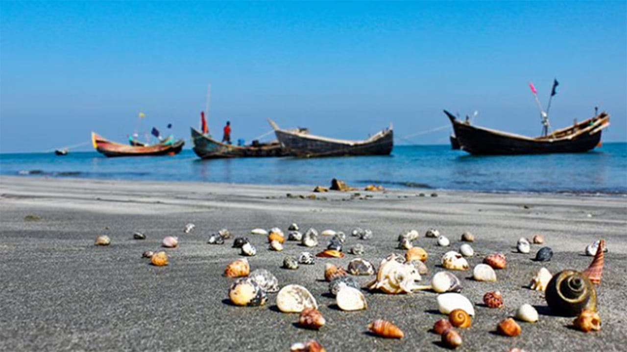 আজ থেকে সেন্টমার্টিনে রাতযাপনের অনুমতি পাচ্ছেন পর্যটকরা