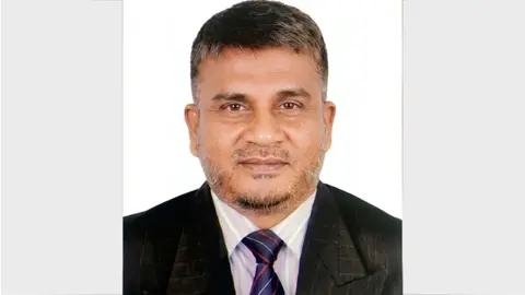 ২০৩০ সালের মধ্যে চার কোটি মানুষকে সর্বজনীন পেনশন স্কিমে আনা হবে