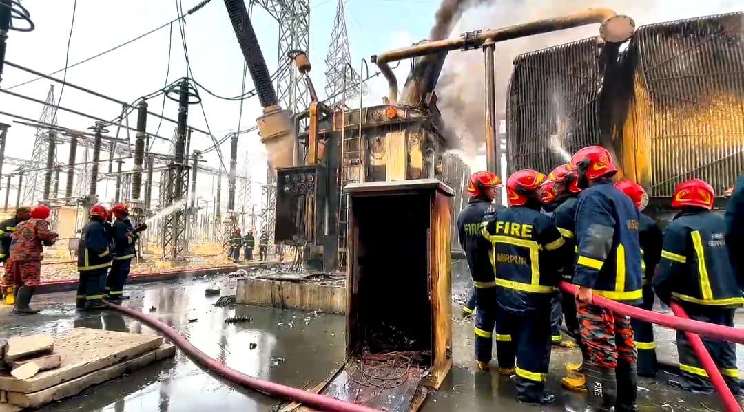 আমিন বাজারের পাওয়ার গ্রিডের আগুন নিয়ন্ত্রণে