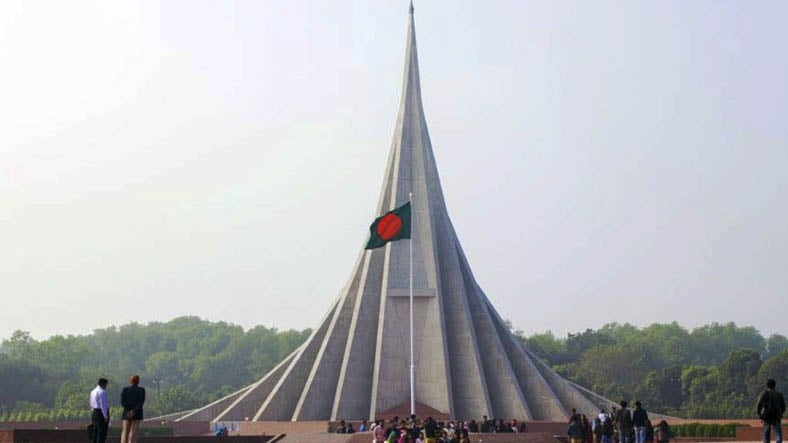 স্বাধীনতা এক গোলাপ ফোটানো দিন