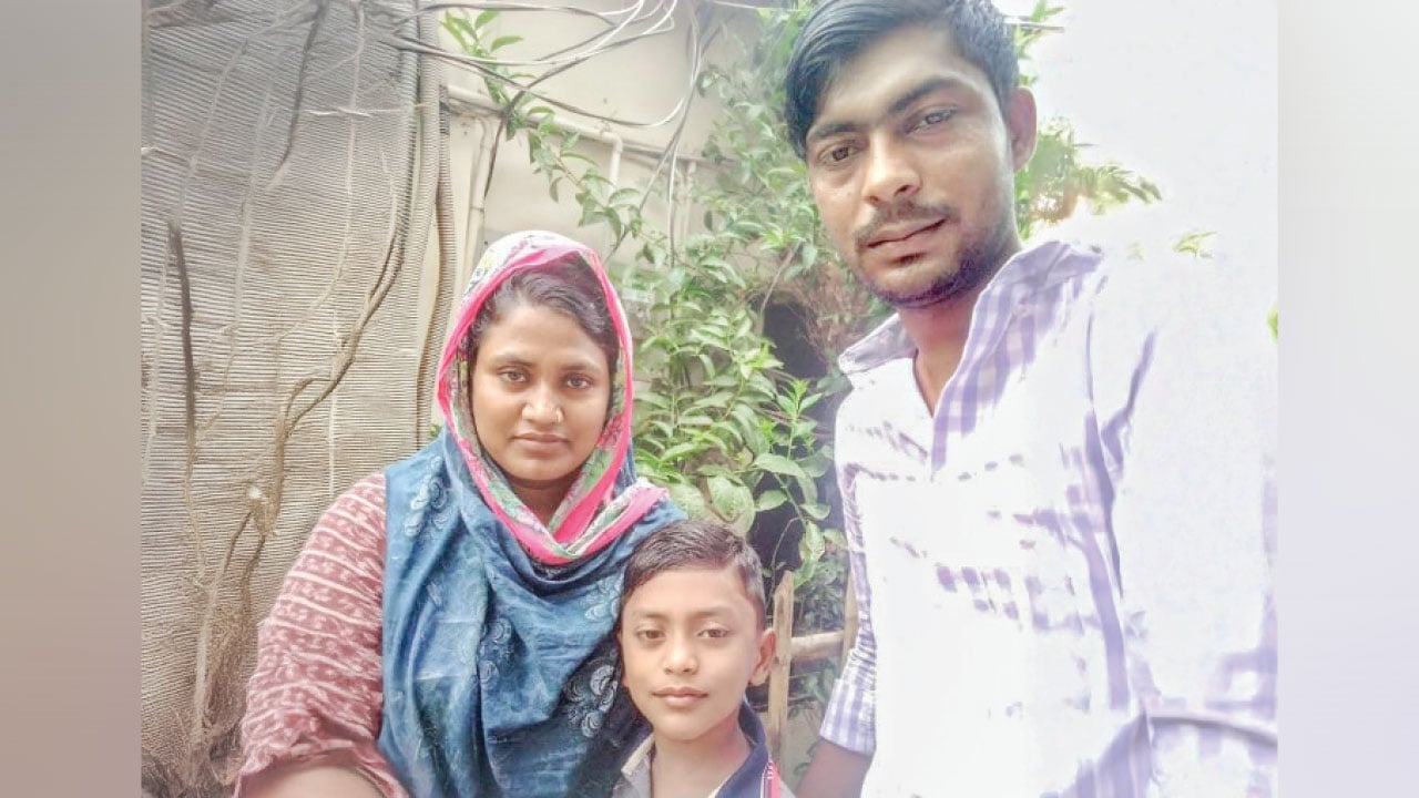 শহীদ আবুল হোসেনের পরিবারে ক্ষোভ, হতাশা