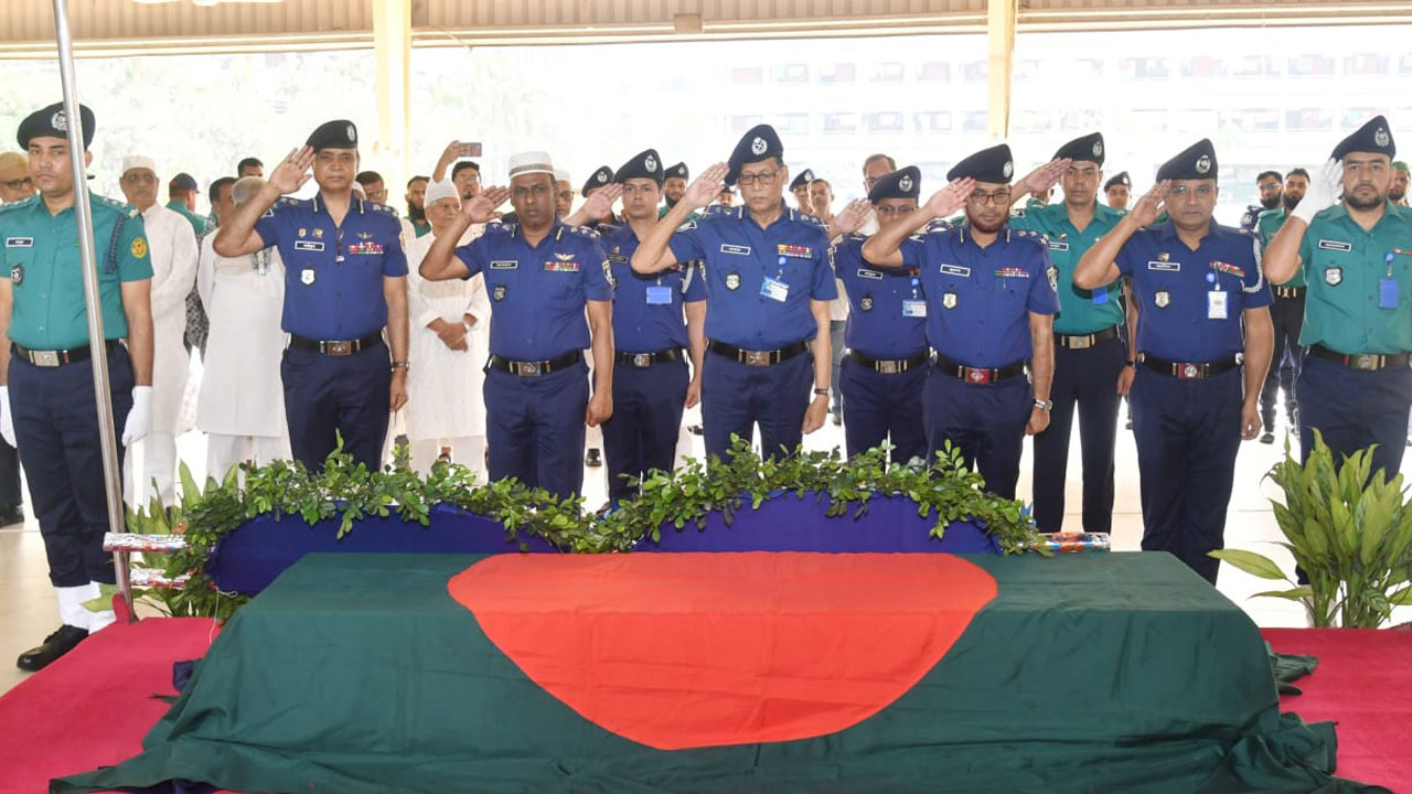 সাবেক আইজিপি সৈয়দ সিরাজুল ইসলাম আর নেই