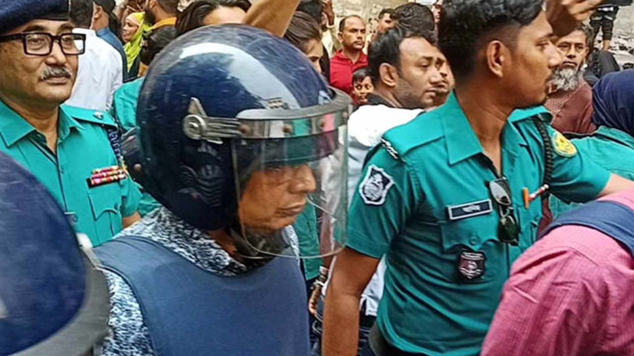 বেশি কথা বললেই রিমান্ড বাড়ে