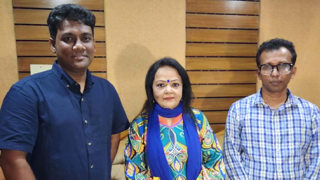 দ্বৈত গানে সাবিনা ইয়াসমিন ও মোমিন বিশ্বাস
