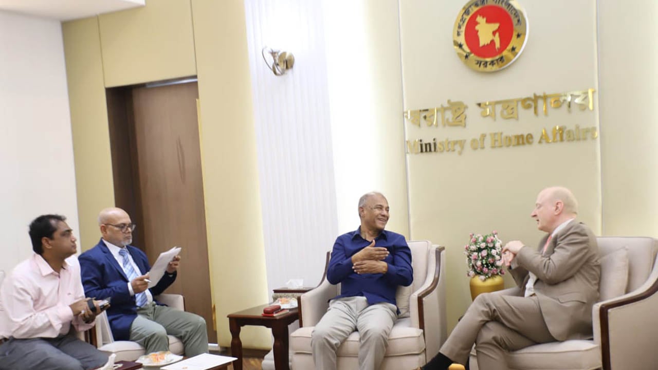 নির্বাচন ফেব্রুয়ারির প্রথমার্ধেই হবে: স্বরাষ্ট্র উপদেষ্টা