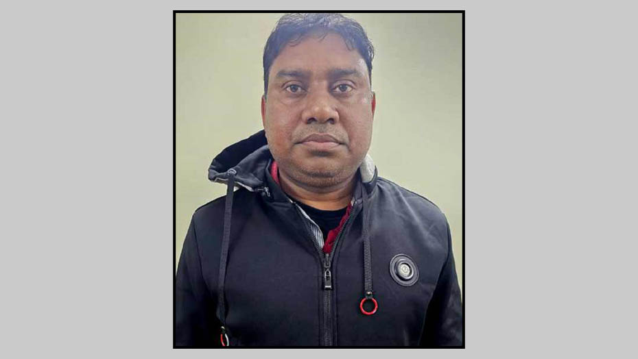 ওসি শাহ আলমকে গ্রেপ্তারে রেড অ্যালার্ট জারি