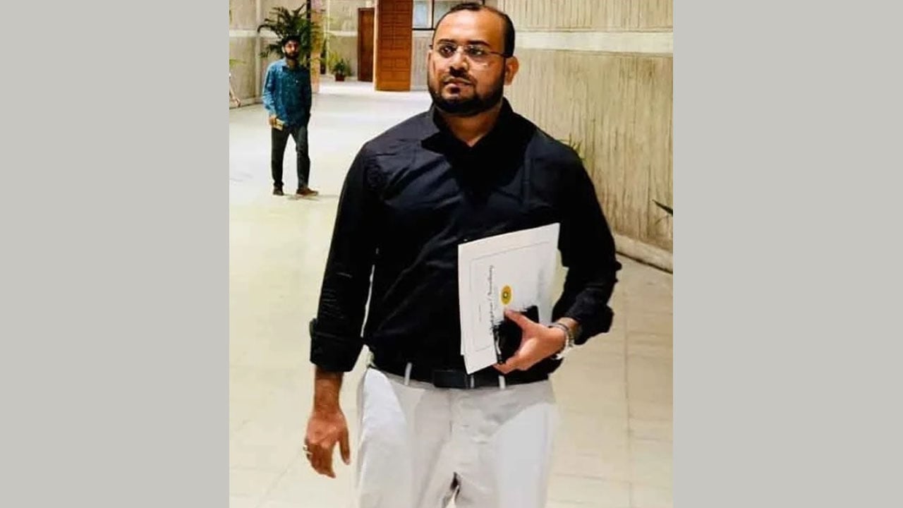 শাহজাহান চৌধুরীর সাবেক পিএস আরমানসহ ৬ জনের বিরুদ্ধে চাঁদাবাজির মামলা