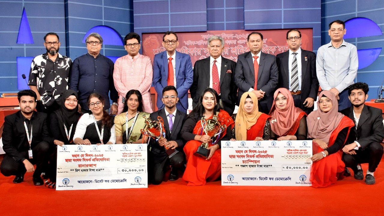 রানাপ্লাজায় রেশমা উদ্ধার ছিলো সাজানো নাটক: শ্রম উপদেষ্টা