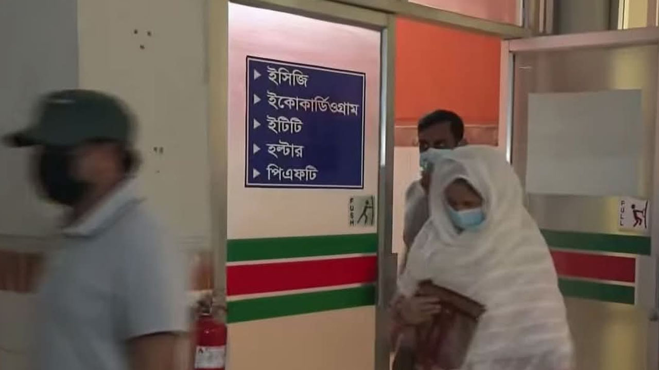 তামিমকে দেখতে হাসপাতালে সাকিবের বাবা-মা