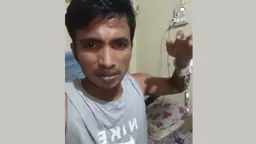 পুলিশ হেফাজত থেকে পালিয়ে ফেসবুক লাইভে হাতকড়া পরা
আসামি