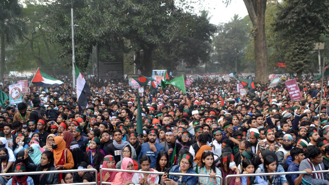 শেখ হাসিনার ফাঁসি চায় আহত ও নিহতদের পরিবার