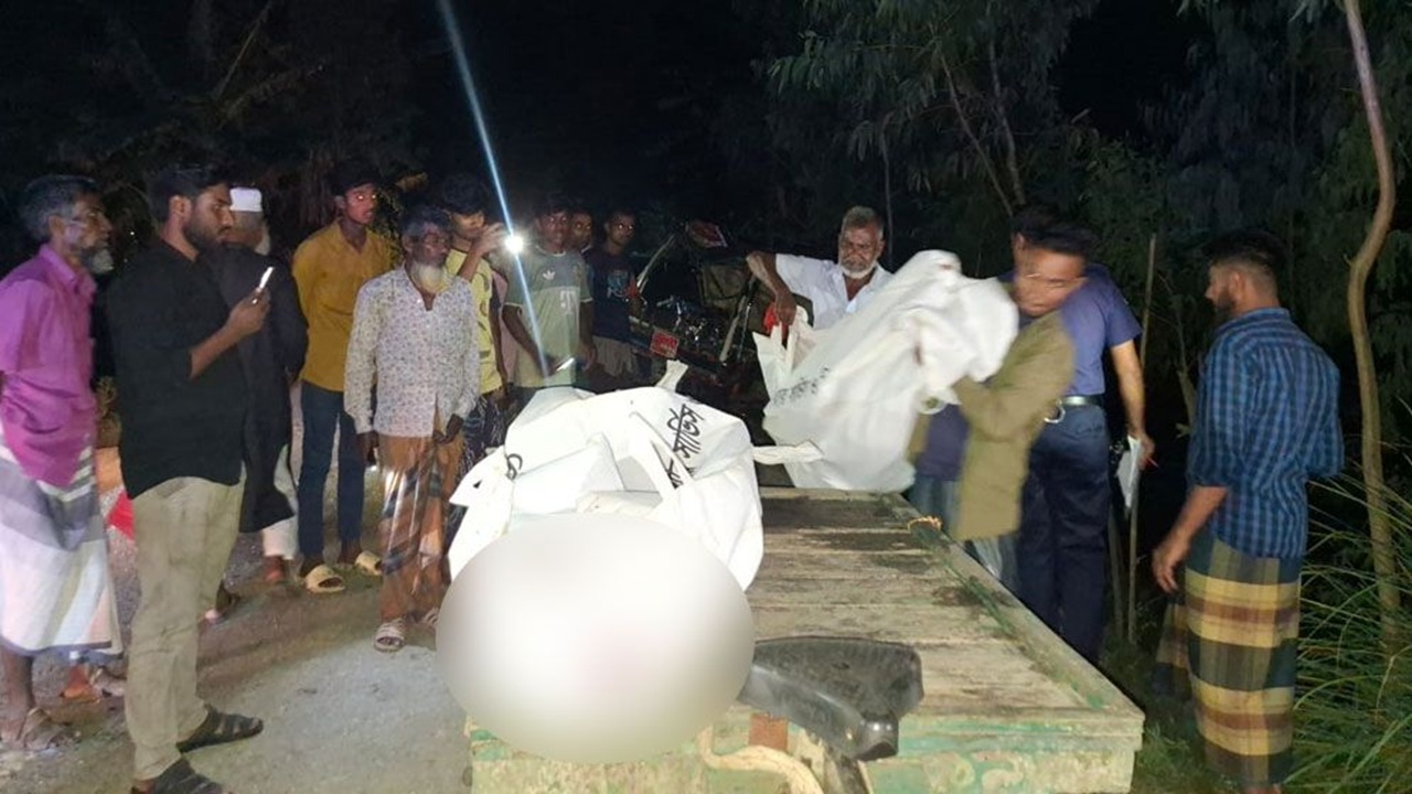 শেরপুরে ট্রাকচাপায় অটোরিকশার তিন যাত্রী নিহত