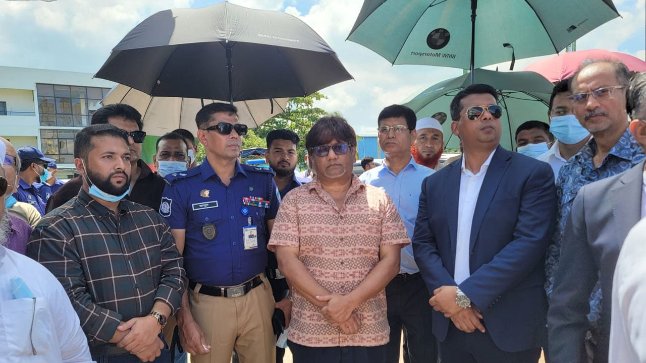 সীতাকুণ্ডে শিপইয়ার্ড দুর্ঘটনা তদন্তে গাফিলতি পেলে ব্যবস্থা