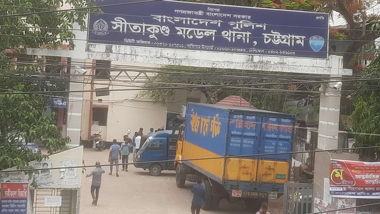 ডাকাত আতঙ্কে ঢাকা-চট্টগ্রাম মহাসড়কে রাতভর অভিযান