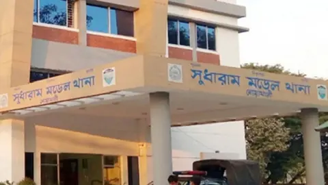 নোয়াখালীতে ঘুমন্ত ব্যক্তিকে ছুরিকাঘাতে হত্যা, আটক সাবেক স্ত্রী ও শাশুড়ি 