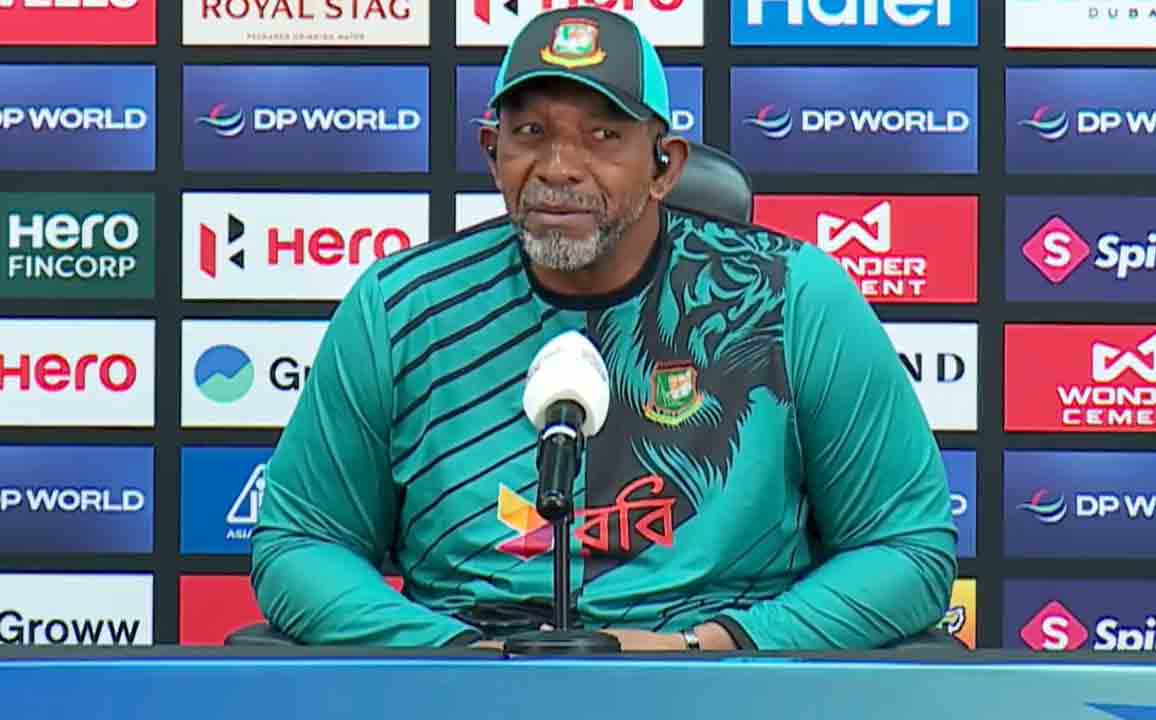 মুশফিককে নিয়ে যা বললেন সিমন্স