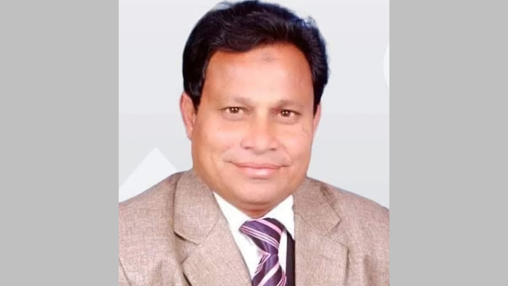 বিএনপি প্রার্থী আইনুল হক হাসপাতালে ভর্তি