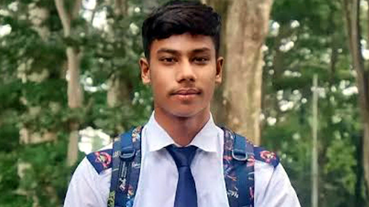 রাজশাহী বিশ্ববিদ্যালয়ে ক্যাম্পাসে বহিরাগত শিক্ষার্থীর মৃত্যু