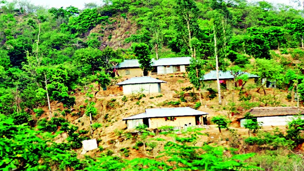 চট্টগ্রামে যৌথবাহিনীর সাঁড়াশি অভিযান, ফোকাস জঙ্গল সলিমপুর