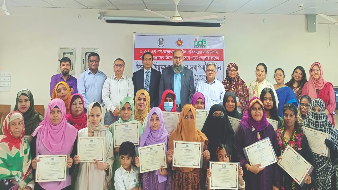 শহীদ পরিবার ও আহতদের সহায়তায় করছে সরকার : শিল্পসচিব
