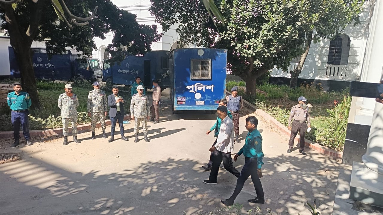 গুম ও হত্যা মামলায় ১৫ সেনা কর্মকর্তা ট্রাইব্যুনালে