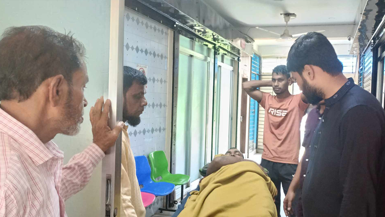 নিখোঁজের ১৪ দিন পর মুখ বাঁধা অবস্থায় ব্যবসায়ী উদ্ধার