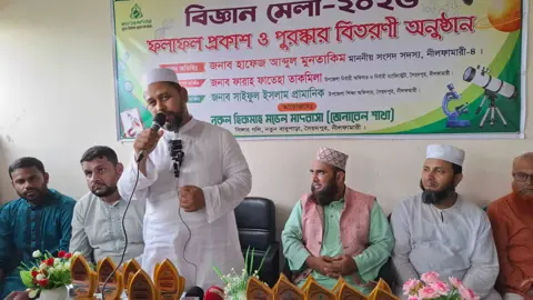 সৈয়দপুরে মাদরাসা শিক্ষার্থীদের প্রজেক্ট নিয়ে বিজ্ঞান মেলা 