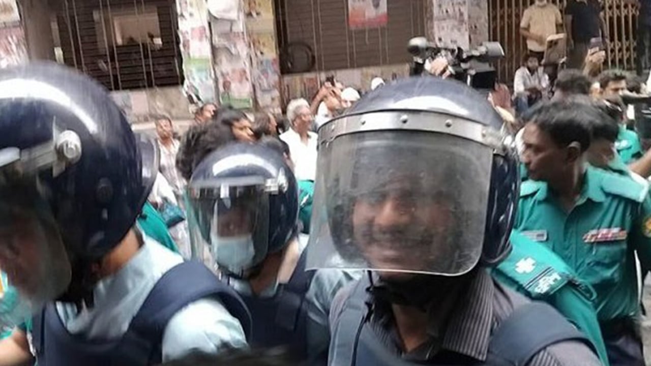 ঢাবি ছাত্রলীগ নেতা সৈকতকে কারাগারে প্রেরণ