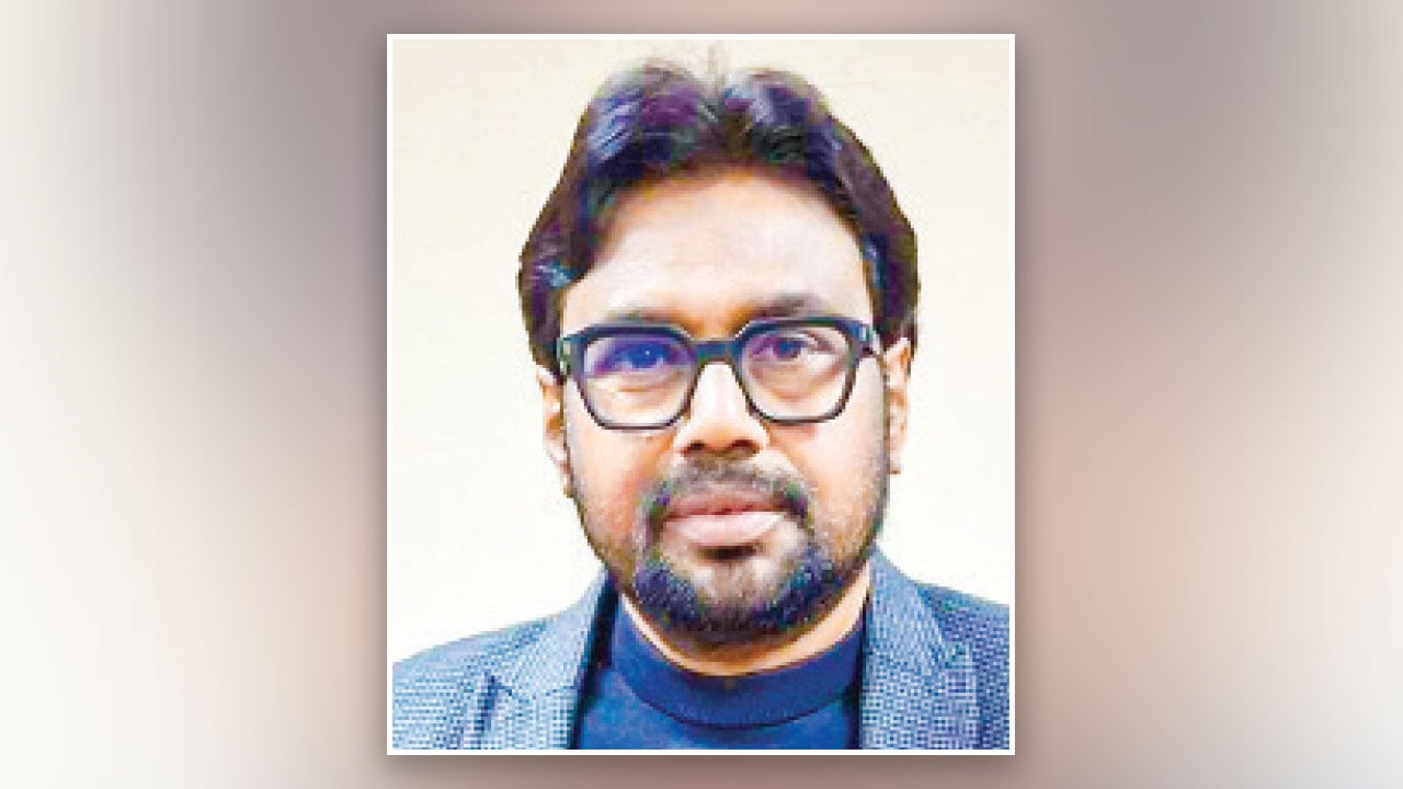 সন্ধিক্ষণে রাষ্ট্র, রাজনীতিতে উত্তাপ