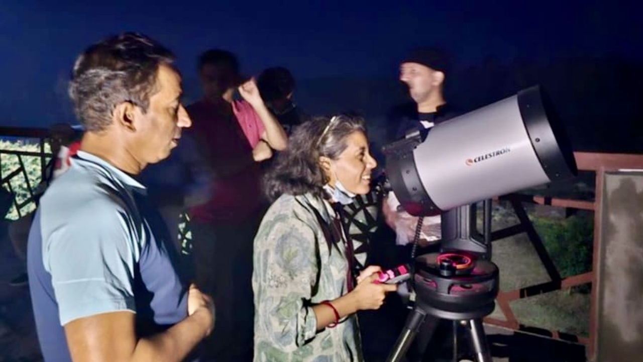 রাতের আকাশে বিরল দৃশ্য, একসঙ্গে দেখা গেল ৭ গ্রহ