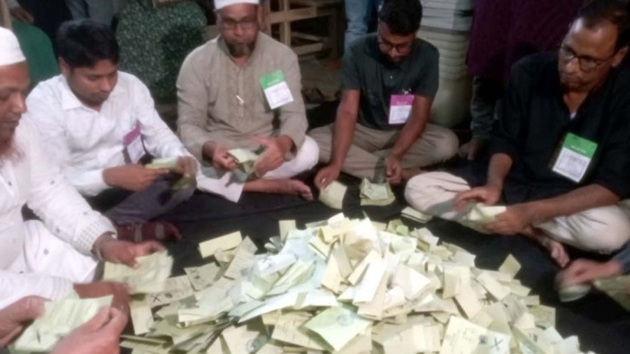 শেরপুর-৩ আসনে ভোটগ্রহণ শেষে চলছে গণনা