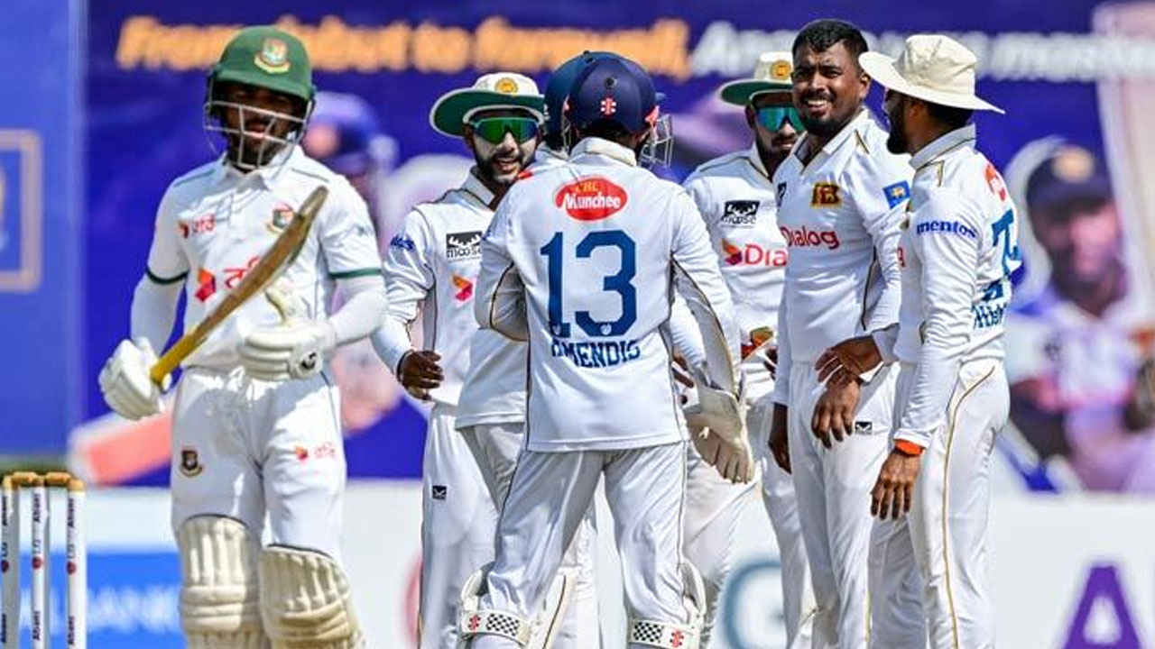 ইনিংস হারের শঙ্কায় বাংলাদেশ