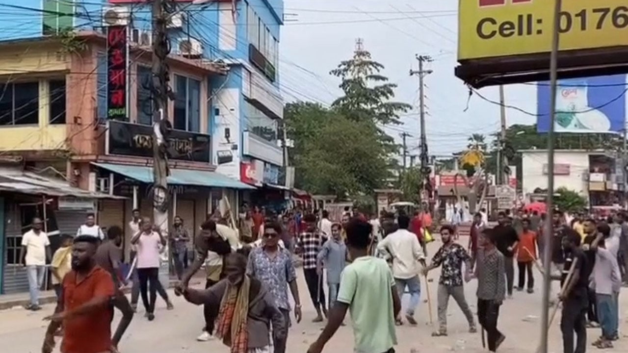 শ্রীমঙ্গলে শ্রমিকদের দুই গ্রুপের সংঘর্ষে সাংবাদিকসহ আহত ২০