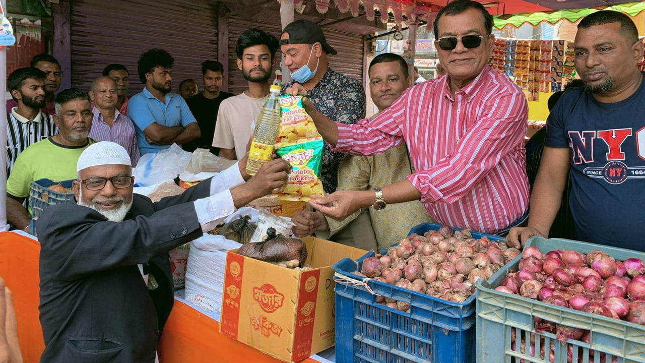রমজানে সিন্ডিকেট ভাঙতে শ্রীমঙ্গলে ‘বিনা লাভের বাজার’