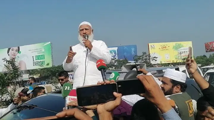 গণভোটের রায় বাস্তবায়ন না করলে সরকারকে চরম মূল্য দিতে হবে: জামায়াত আমির 