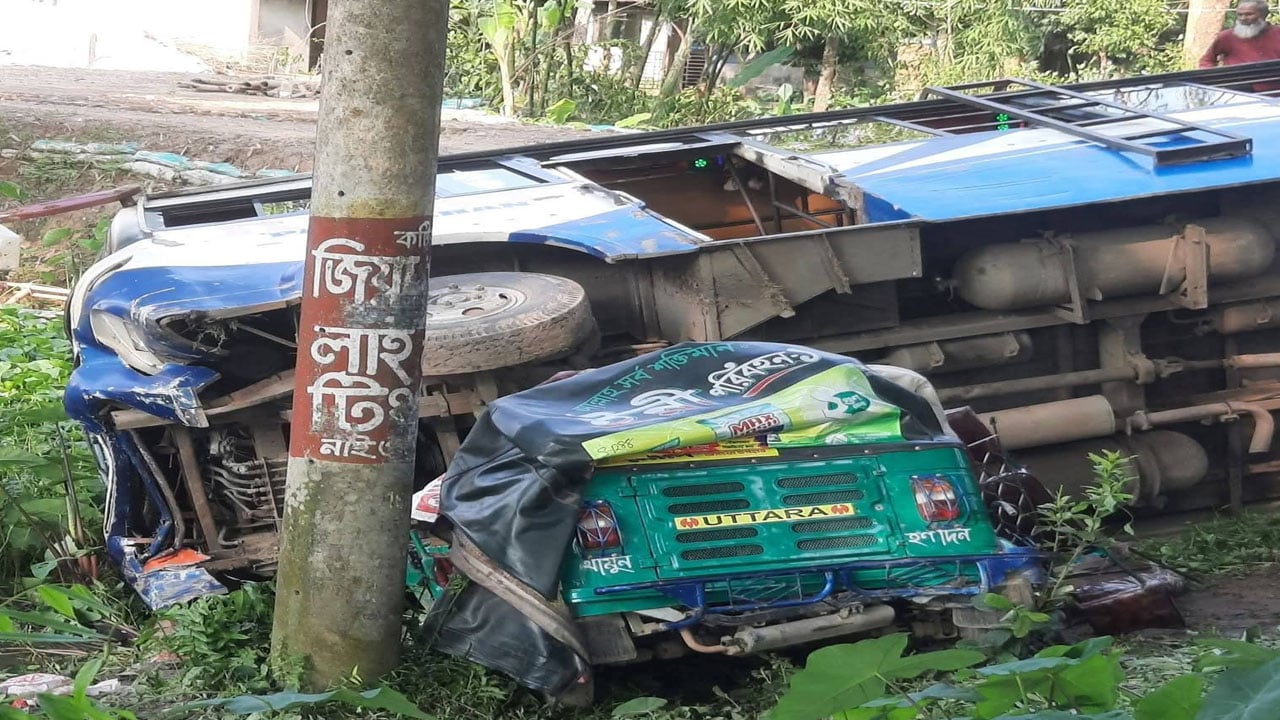 সিলেট -সুনামগঞ্জ সড়কে বাস- সিএনজি সংঘর্ষে নিহত বেড়ে ৫