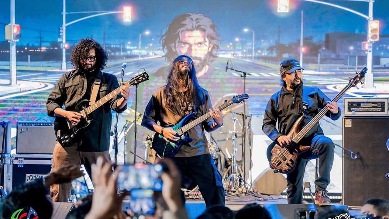 গানে গানে যুদ্ধ বন্ধের আহ্বান শিরোনামহীনের