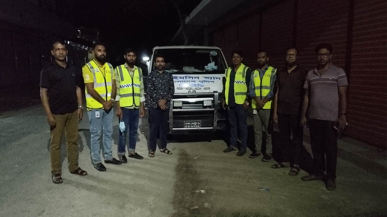পদ্মার পাড়ে পলিব্যাগে মিলল লাশের খণ্ডিত অংশ