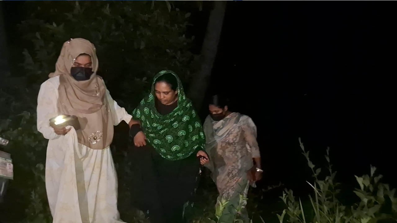 ড্রামে লুকানো স্বামীর লাশ ফ্রিজে রাখতে গিয়ে ধরা পড়ল