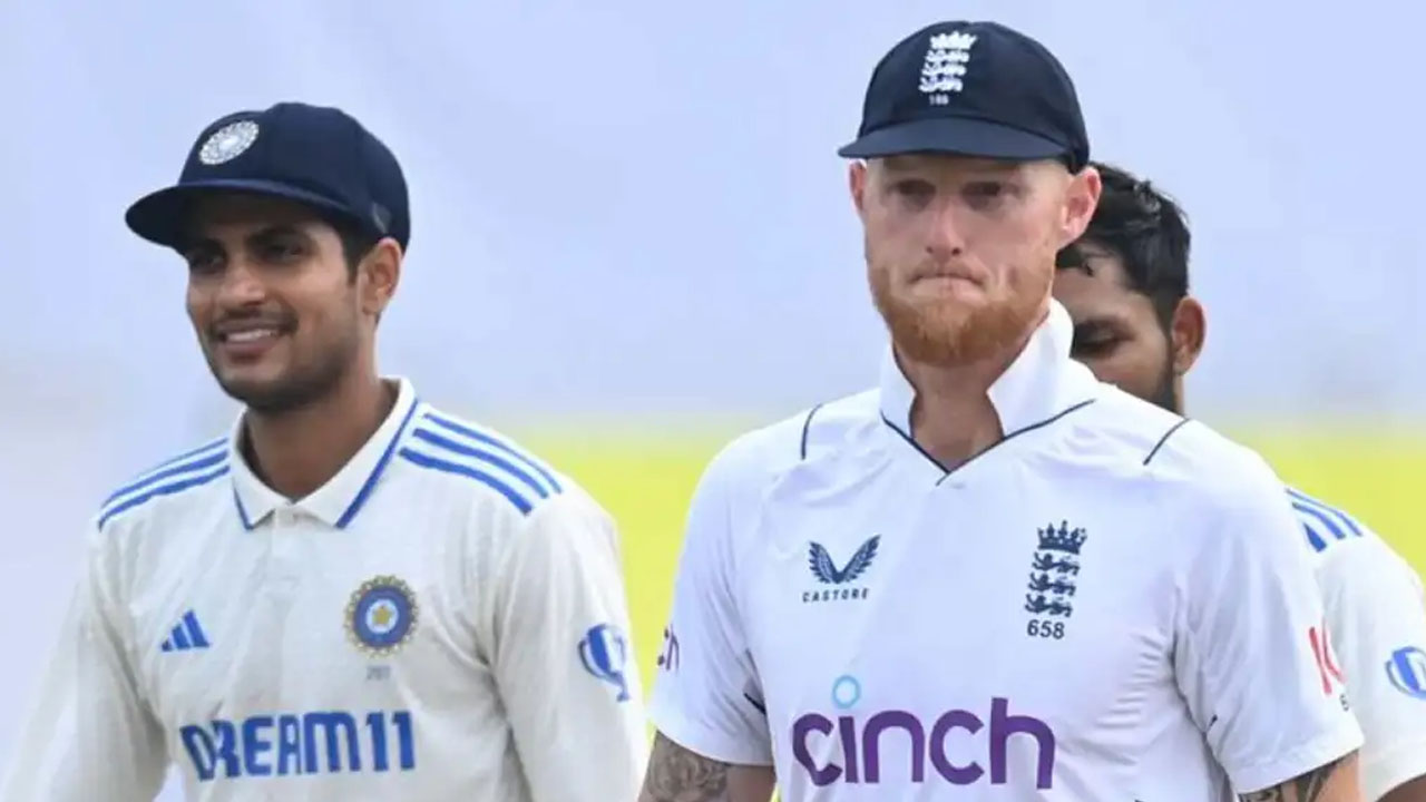টস জিতে ফিল্ডিংয়ে ইংল্যান্ড