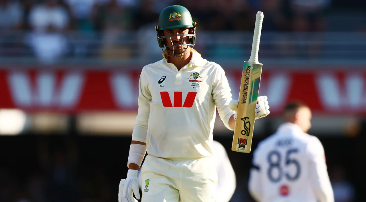 ব্রিসবেনেও বিধ্বস্ত ইংল্যান্ড, বিস্ময় ছড়াচ্ছেন স্টার্ক