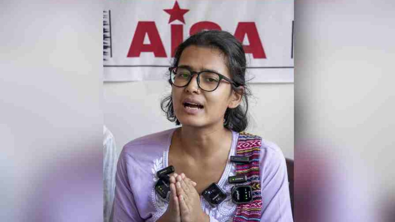 ভারতজুড়ে প্রতিবাদী শিক্ষার্থীদের ওপর ক্র্যাকডাউন